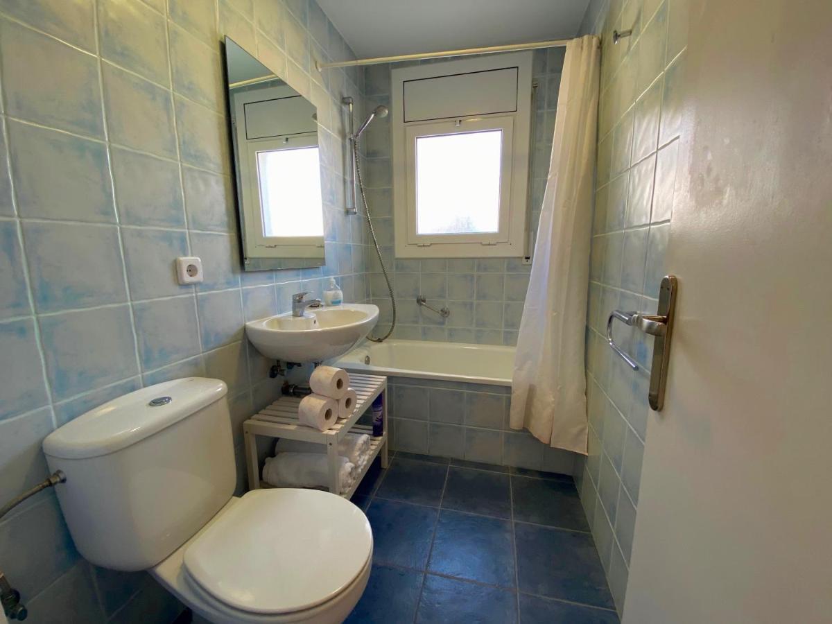 Apartamentos Aquarium. 150 Metros Playa. Roses Dış mekan fotoğraf